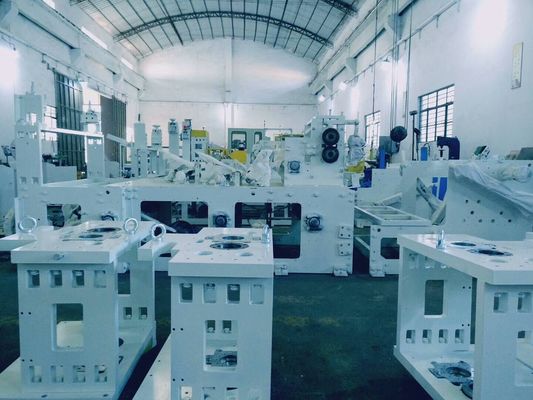 Máy dập nổi 3000 tờ / Máy gấp khăn ăn tối thiểu 380V 50HZ
