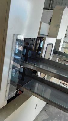 Máy gấp khăn ăn 2400 tờ / phút