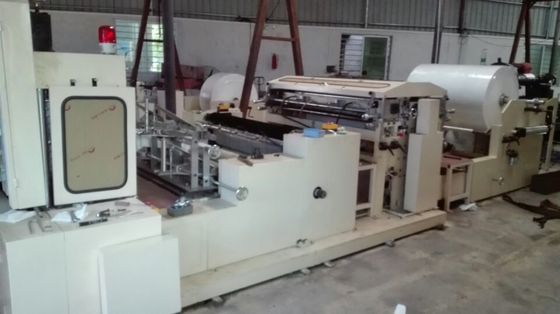 Máy làm khăn ăn tự động CE 4 dòng AC380V / Máy sản xuất khăn ăn